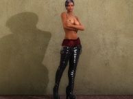 Thigh Boots On An Animated Model - animated